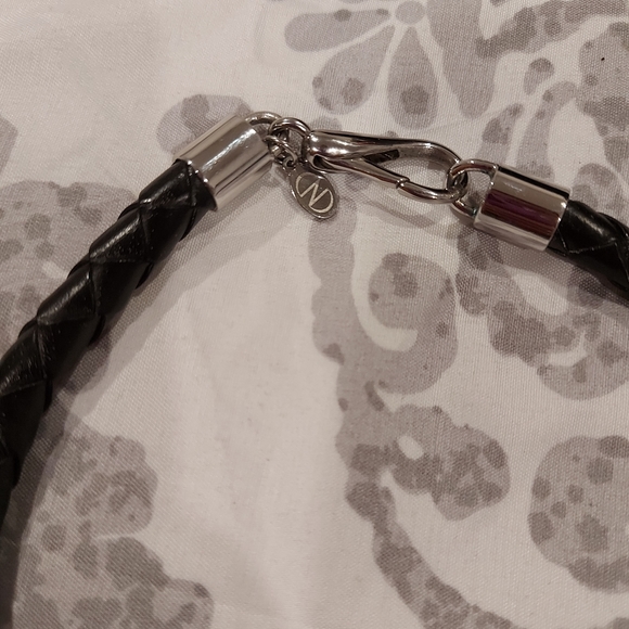 Caroline Néron chunky braided leather choker With The Assorted Bracelet - Picture 5 of 8